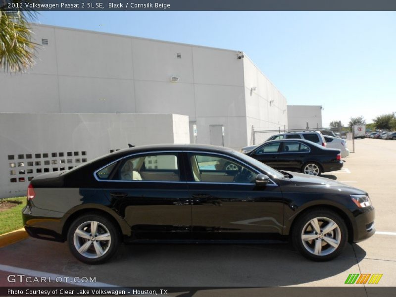 Black / Cornsilk Beige 2012 Volkswagen Passat 2.5L SE
