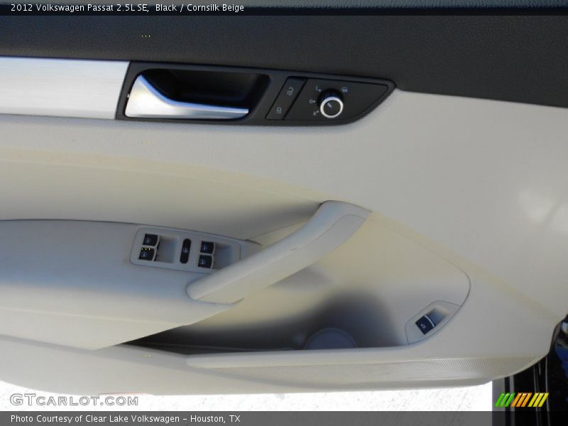 Black / Cornsilk Beige 2012 Volkswagen Passat 2.5L SE