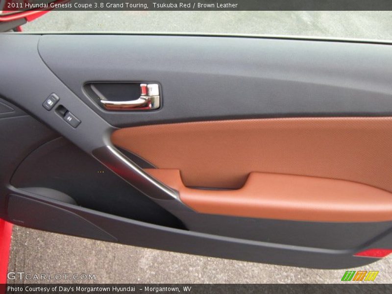 Door Panel of 2011 Genesis Coupe 3.8 Grand Touring