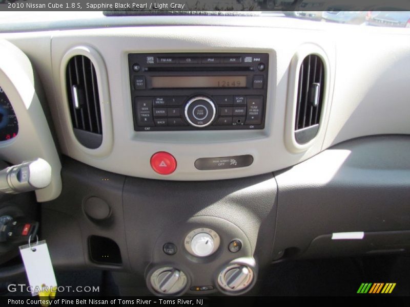 Sapphire Black Pearl / Light Gray 2010 Nissan Cube 1.8 S