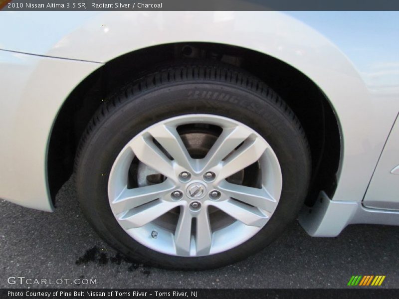 Radiant Silver / Charcoal 2010 Nissan Altima 3.5 SR