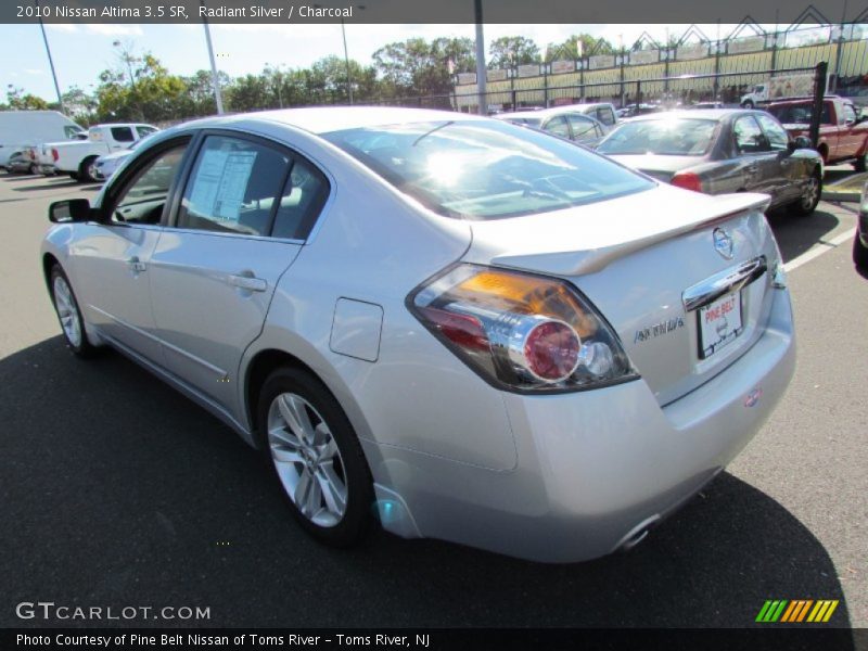 Radiant Silver / Charcoal 2010 Nissan Altima 3.5 SR