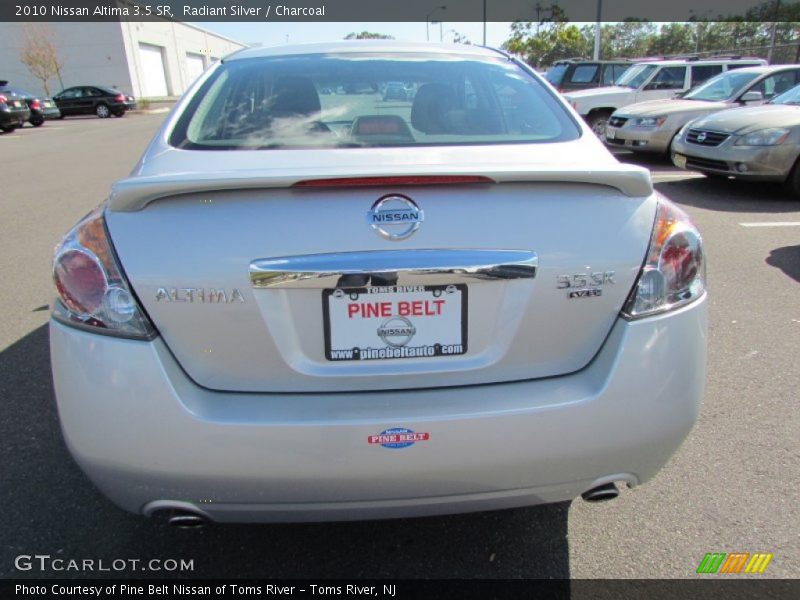 Radiant Silver / Charcoal 2010 Nissan Altima 3.5 SR