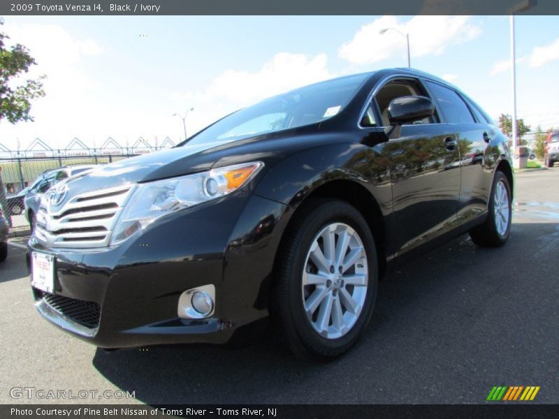 Black / Ivory 2009 Toyota Venza I4