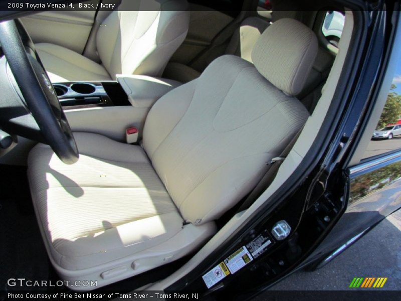 Black / Ivory 2009 Toyota Venza I4