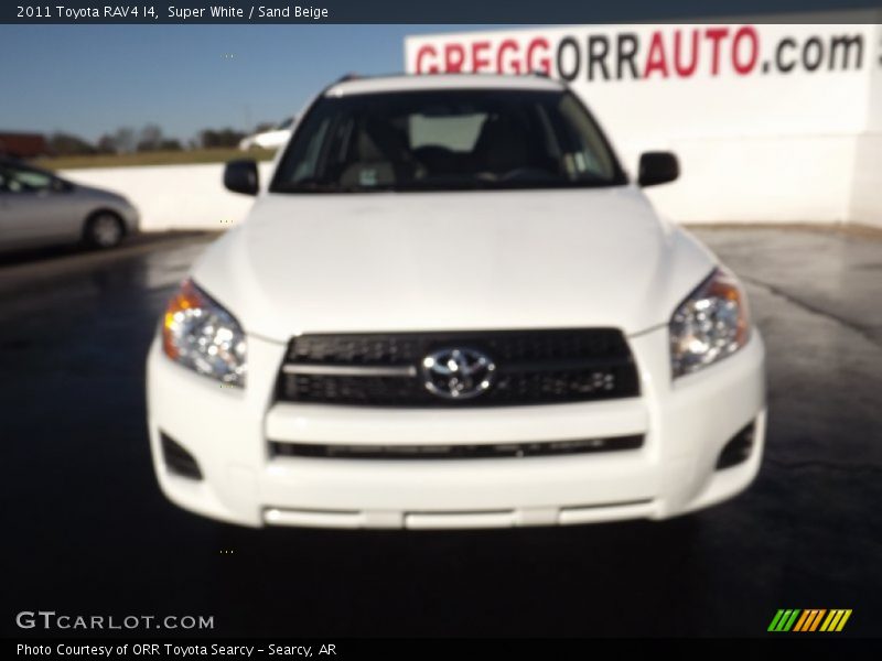 Super White / Sand Beige 2011 Toyota RAV4 I4