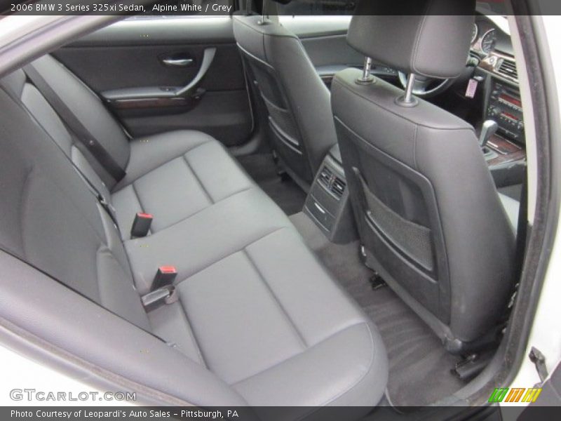 Alpine White / Grey 2006 BMW 3 Series 325xi Sedan