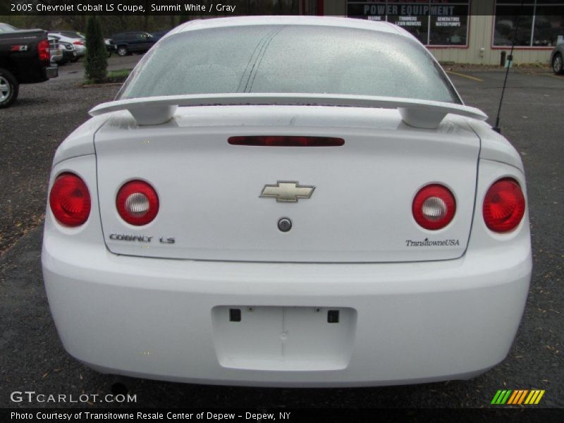 Summit White / Gray 2005 Chevrolet Cobalt LS Coupe