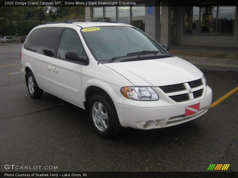 Stone White / Dark Khaki/Light Graystone 2005 Dodge Grand Caravan SXT