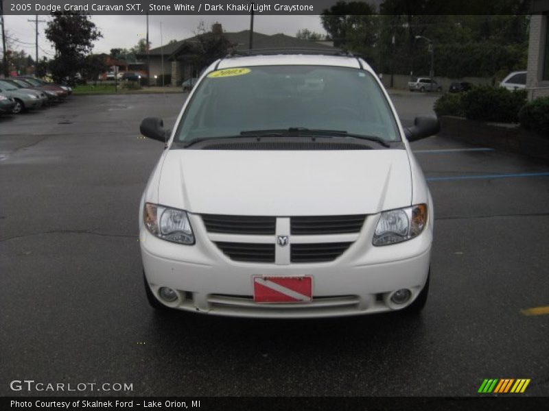 Stone White / Dark Khaki/Light Graystone 2005 Dodge Grand Caravan SXT
