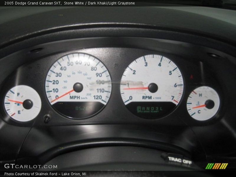 Stone White / Dark Khaki/Light Graystone 2005 Dodge Grand Caravan SXT