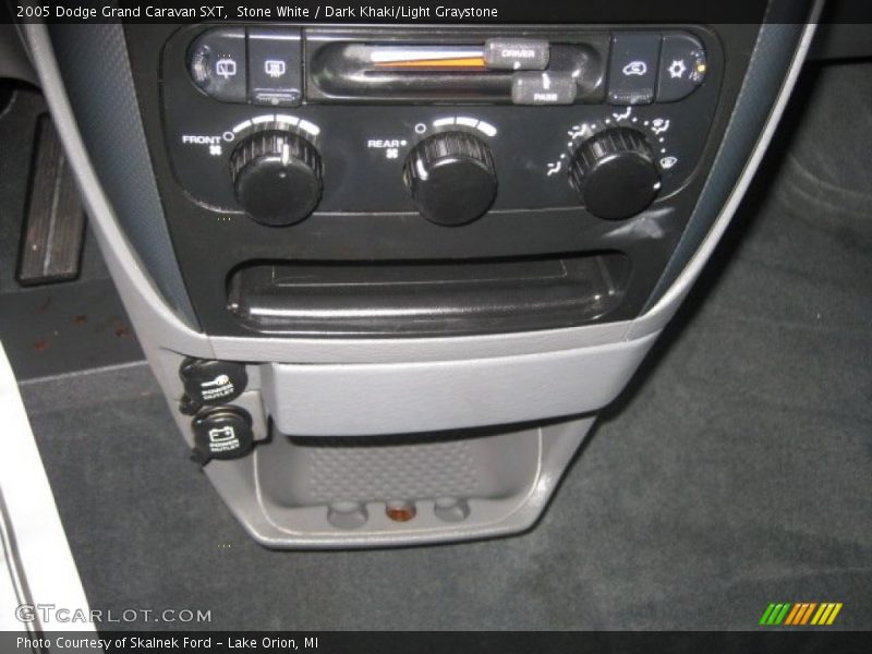 Stone White / Dark Khaki/Light Graystone 2005 Dodge Grand Caravan SXT