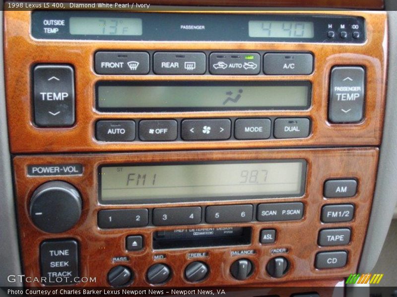 Controls of 1998 LS 400