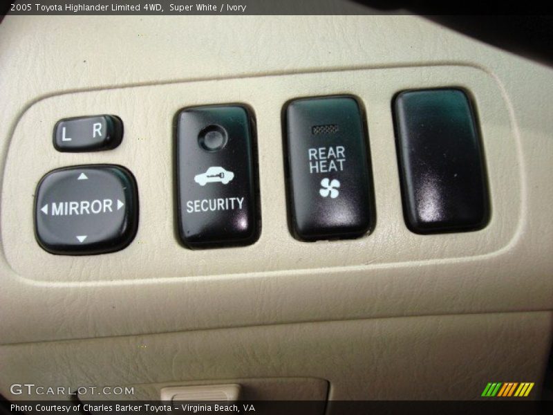 Super White / Ivory 2005 Toyota Highlander Limited 4WD