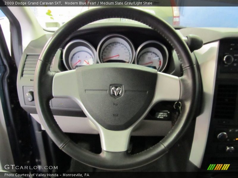 Modern Blue Pearl / Medium Slate Gray/Light Shale 2009 Dodge Grand Caravan SXT