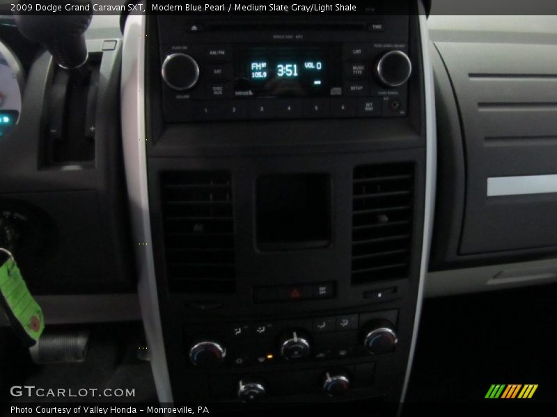 Modern Blue Pearl / Medium Slate Gray/Light Shale 2009 Dodge Grand Caravan SXT