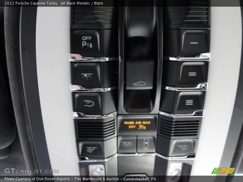 Controls of 2012 Cayenne Turbo
