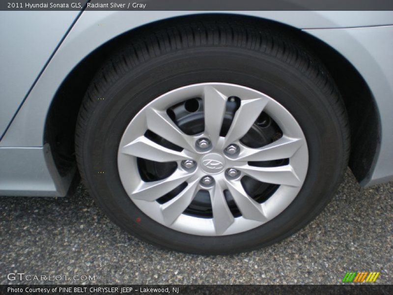 Radiant Silver / Gray 2011 Hyundai Sonata GLS