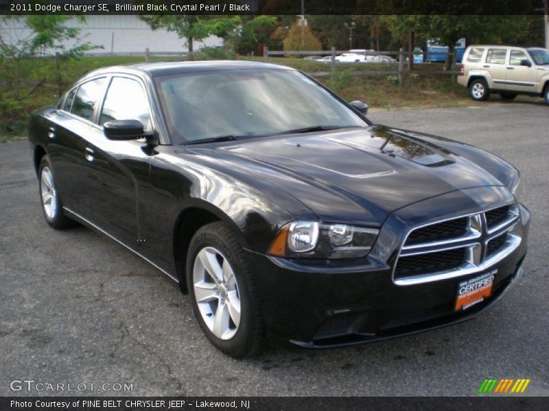 Brilliant Black Crystal Pearl / Black 2011 Dodge Charger SE