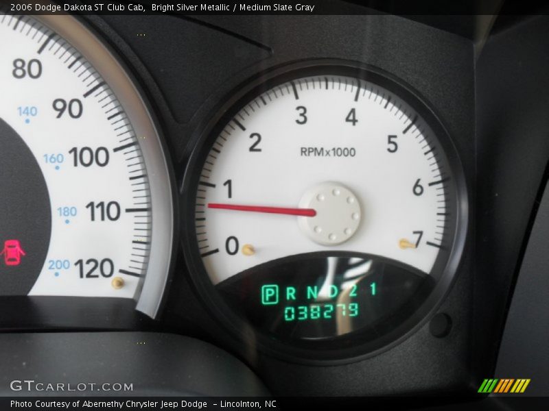 Bright Silver Metallic / Medium Slate Gray 2006 Dodge Dakota ST Club Cab