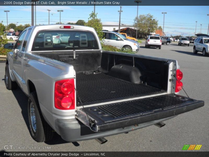 Bright Silver Metallic / Medium Slate Gray 2006 Dodge Dakota ST Club Cab
