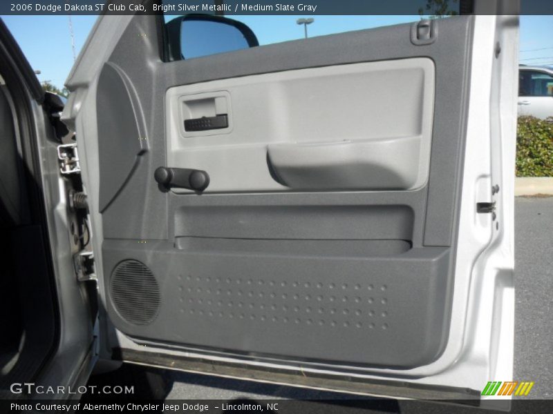 Bright Silver Metallic / Medium Slate Gray 2006 Dodge Dakota ST Club Cab