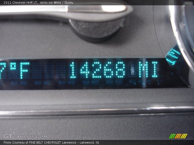 Arctic Ice White / Ebony 2011 Chevrolet HHR LT