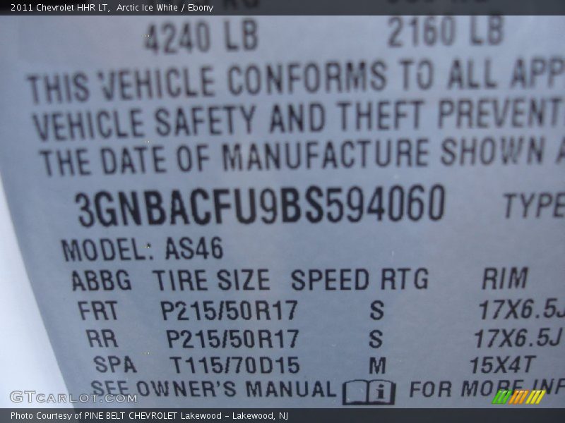 Arctic Ice White / Ebony 2011 Chevrolet HHR LT