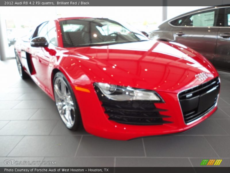 Front 3/4 View of 2012 R8 4.2 FSI quattro