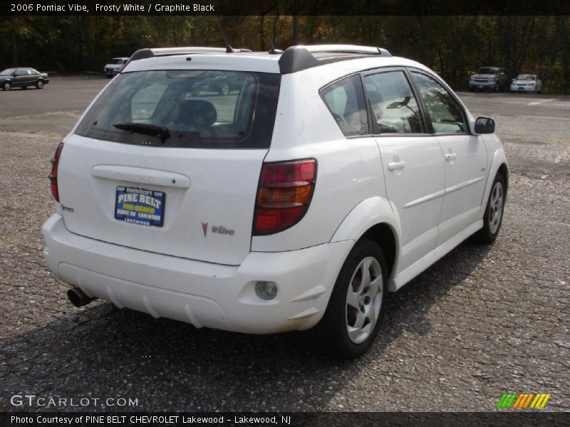 Frosty White / Graphite Black 2006 Pontiac Vibe