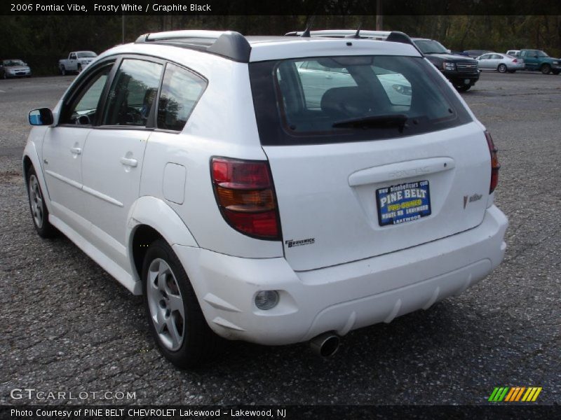 Frosty White / Graphite Black 2006 Pontiac Vibe