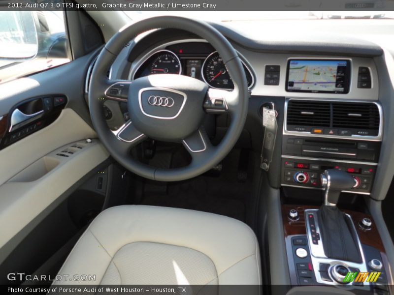Dashboard of 2012 Q7 3.0 TFSI quattro