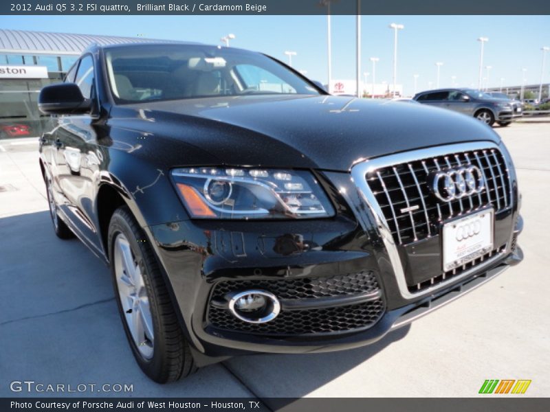 Brilliant Black / Cardamom Beige 2012 Audi Q5 3.2 FSI quattro