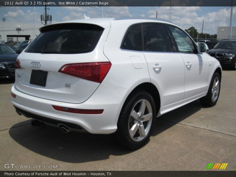  2012 Q5 3.2 FSI quattro Ibis White
