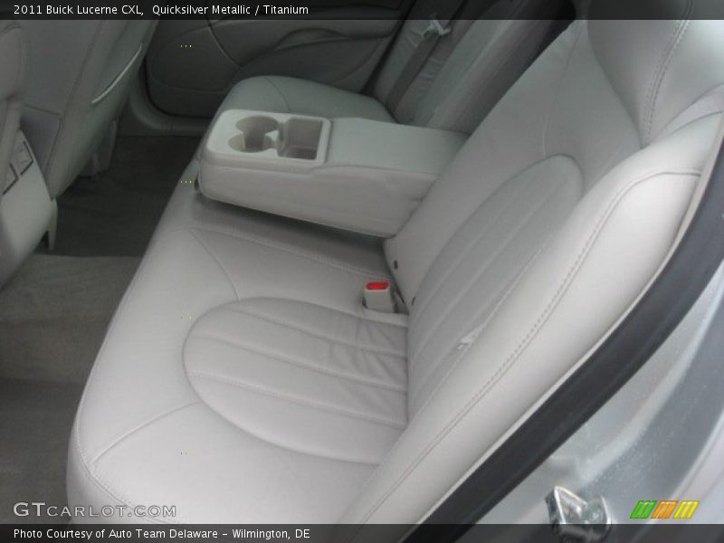 Quicksilver Metallic / Titanium 2011 Buick Lucerne CXL
