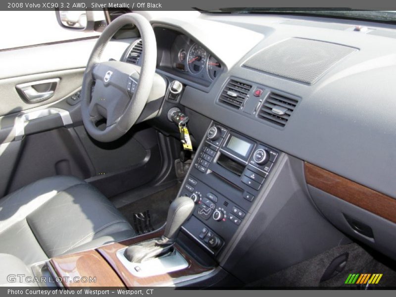 Silver Metallic / Off Black 2008 Volvo XC90 3.2 AWD