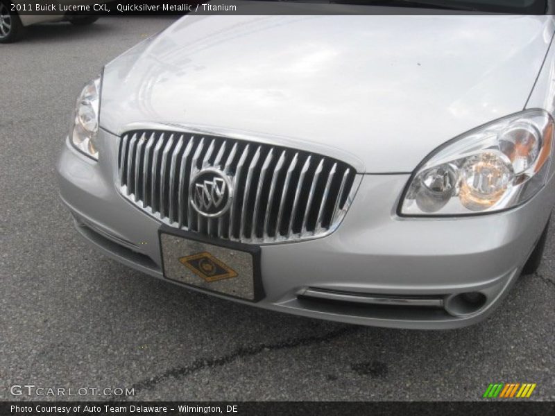 Quicksilver Metallic / Titanium 2011 Buick Lucerne CXL