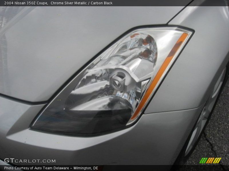Chrome Silver Metallic / Carbon Black 2004 Nissan 350Z Coupe