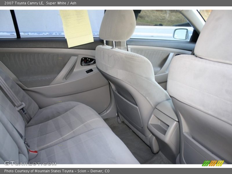 Super White / Ash 2007 Toyota Camry LE