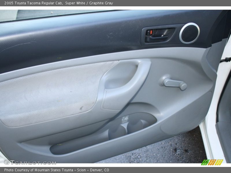 Super White / Graphite Gray 2005 Toyota Tacoma Regular Cab
