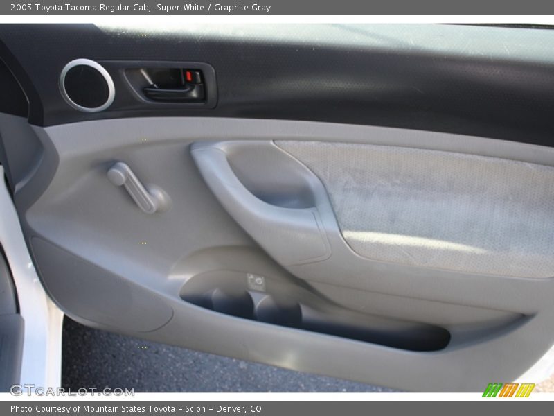 Super White / Graphite Gray 2005 Toyota Tacoma Regular Cab