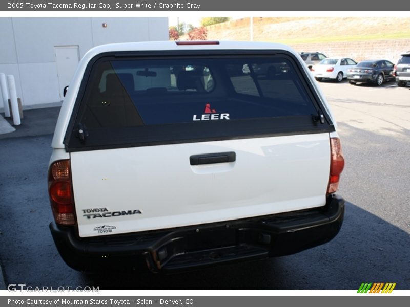 Super White / Graphite Gray 2005 Toyota Tacoma Regular Cab