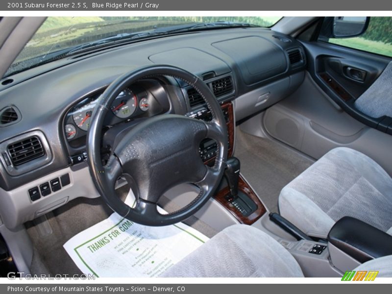  2001 Forester 2.5 S Gray Interior