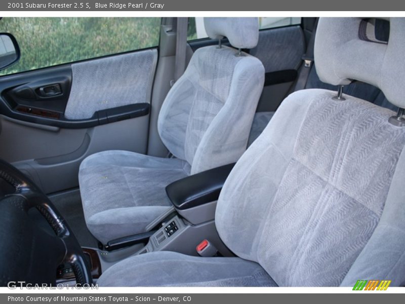  2001 Forester 2.5 S Gray Interior
