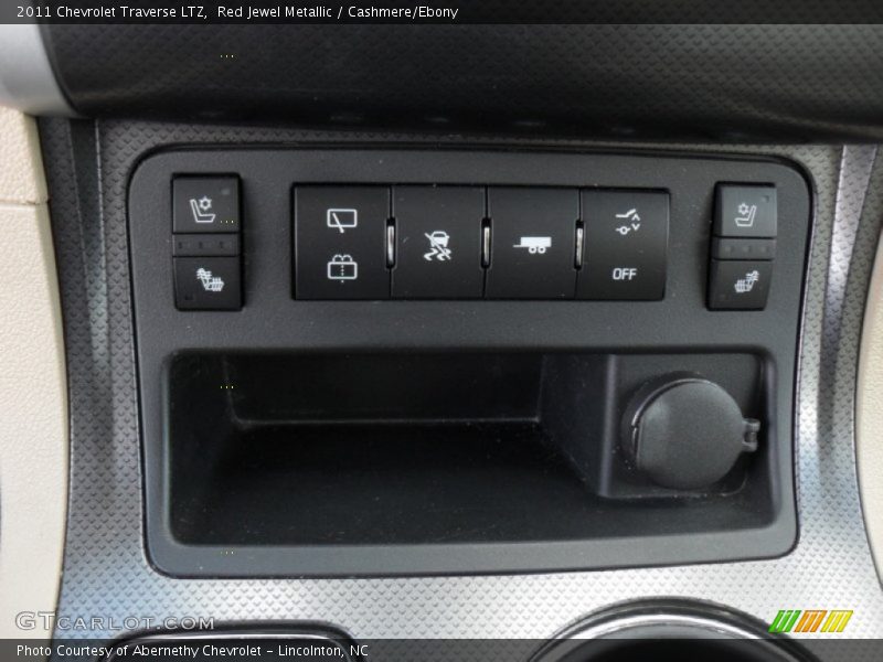 Red Jewel Metallic / Cashmere/Ebony 2011 Chevrolet Traverse LTZ