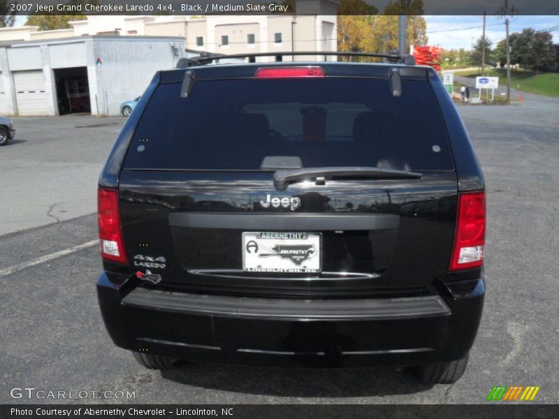 Black / Medium Slate Gray 2007 Jeep Grand Cherokee Laredo 4x4