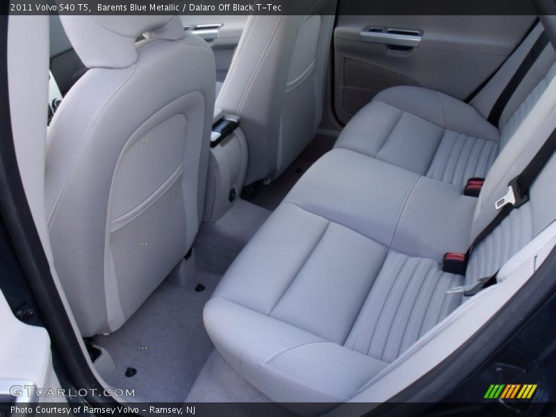 Barents Blue Metallic / Dalaro Off Black T-Tec 2011 Volvo S40 T5