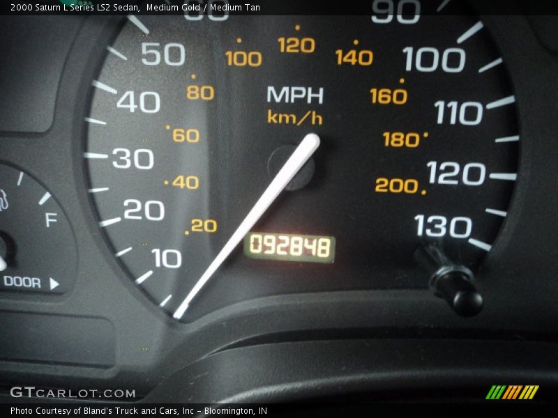 Medium Gold / Medium Tan 2000 Saturn L Series LS2 Sedan