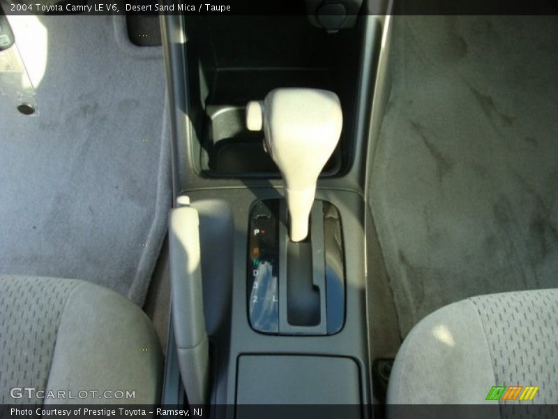 Desert Sand Mica / Taupe 2004 Toyota Camry LE V6