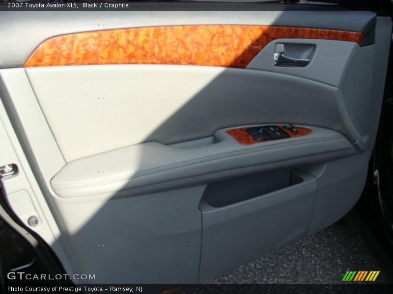 Black / Graphite 2007 Toyota Avalon XLS